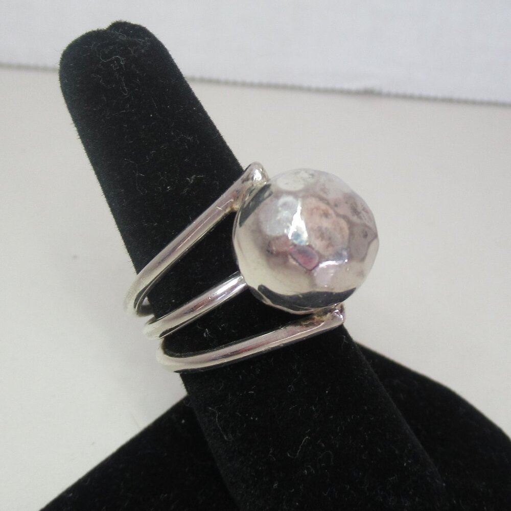 Modernist Silver Plated Hammered Ball Statement Ring Size 6.75